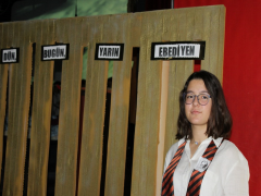 Evrensel Kolej
